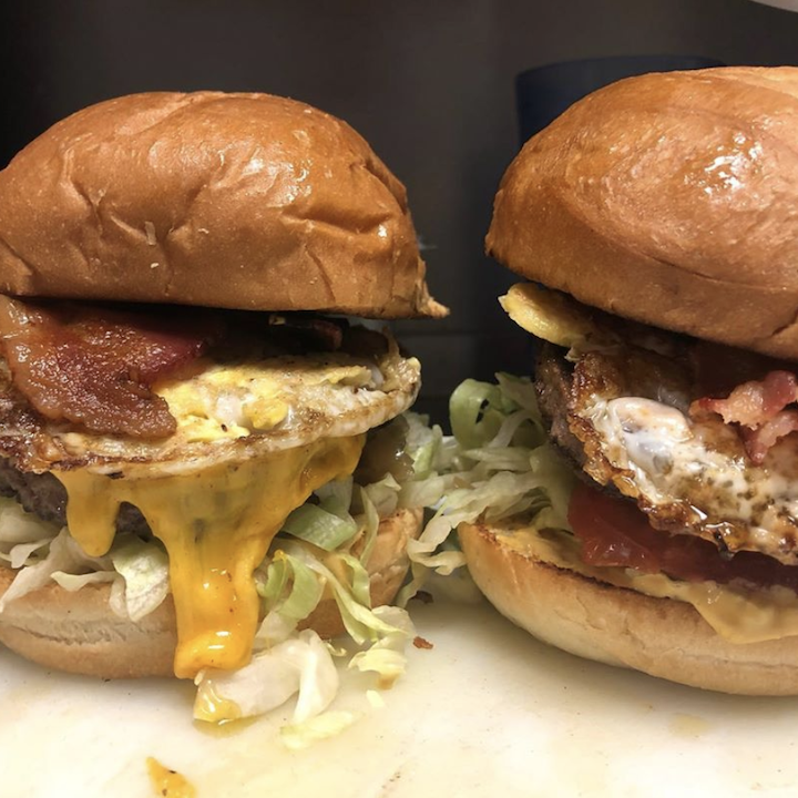 Brothers burgers